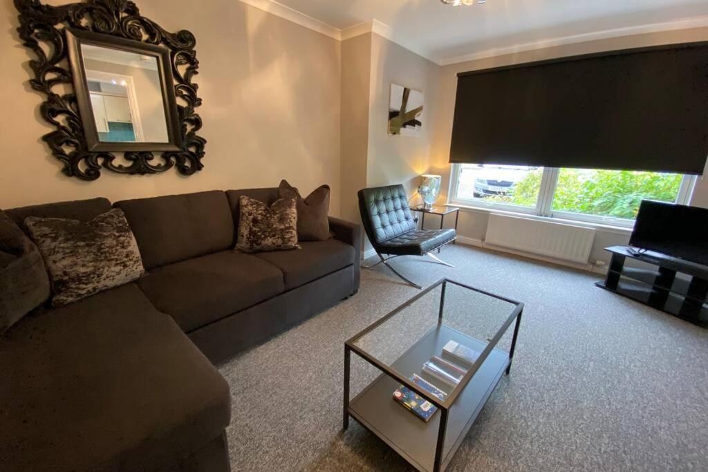 Peter Pan Apartment In The Heart Of Inverness Dalneigh エクステリア 写真