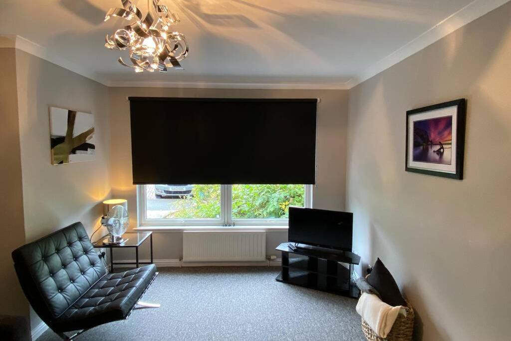 Peter Pan Apartment In The Heart Of Inverness Dalneigh エクステリア 写真