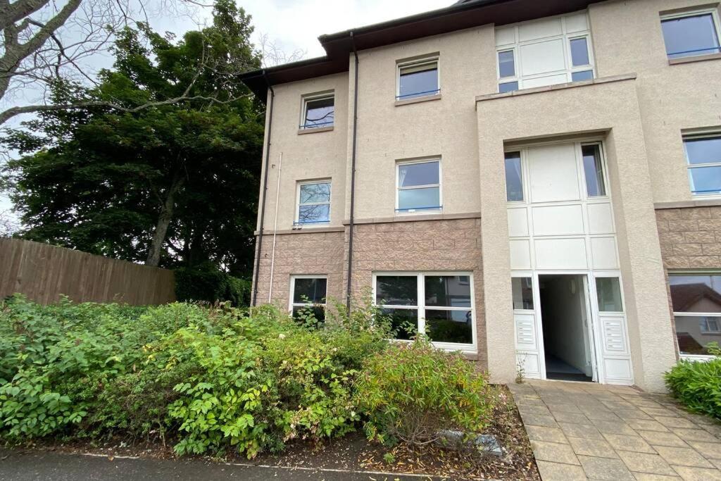 Peter Pan Apartment In The Heart Of Inverness Dalneigh エクステリア 写真
